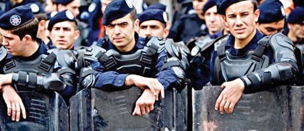 Polis sanal devriyeye çıkacak