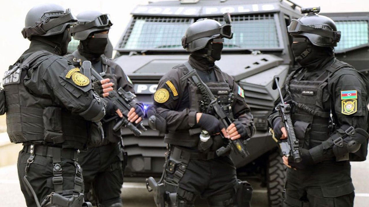 Polise el bombası ve silahla saldıran Ermeni terörist etkisiz hale getirildi