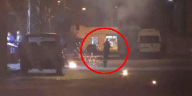 Polise Molotof atıyordu kamera kayıttaydı… Bir saniye sonra…