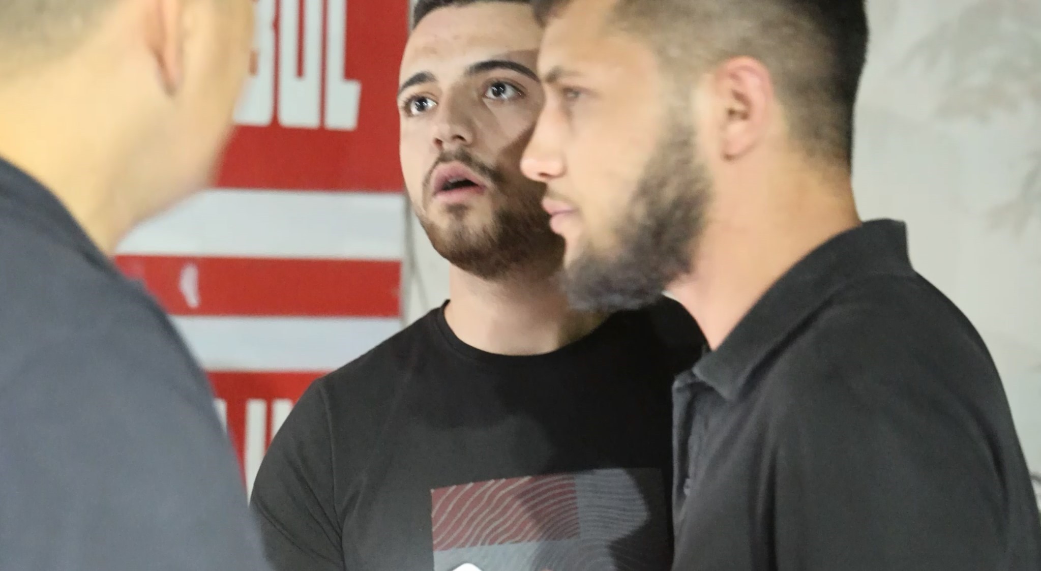 Polise polisi şikayet etti, basın mensuplarına “Kamerayı kapat” talimatı verdi