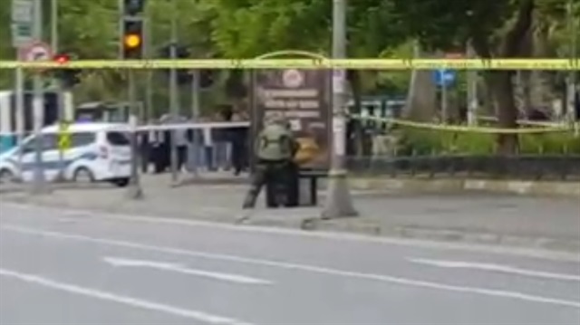 Polisi alarma geçiren paket