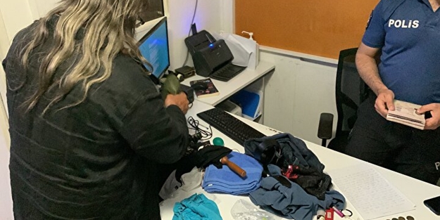 Polisi alarma geçiren şüpheli çanta! İçinden çıkan şok etti
