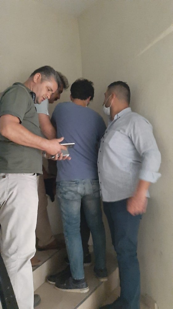 Polisi arayan yaşlı kadın dolandırılmaktan kurtuldu 