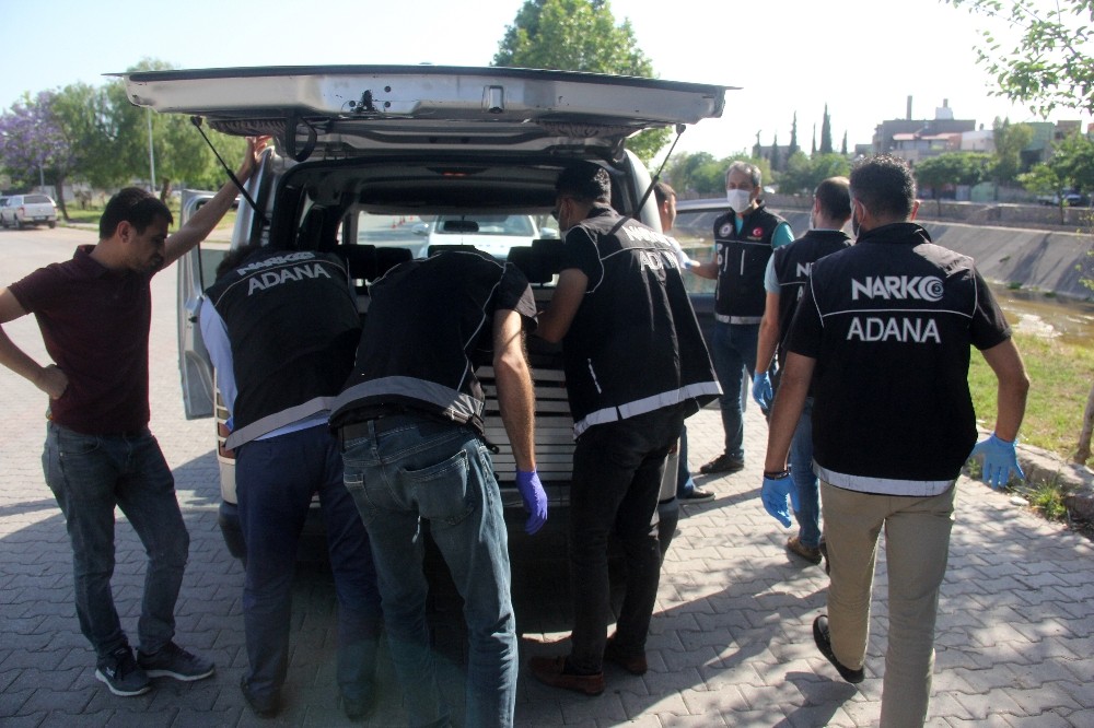 Polisin 5 gün ablukaya aldığı mahallede 3,5 kilo bonzai ele geçirildi 