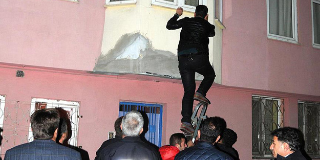 Polis, tutsak Iraklı kameramanı kurtardı