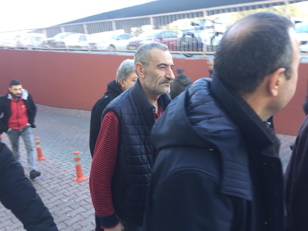 Polisin, eylem yapan kamyoncuya yardım ettiği görüntüleri ’darp’ diye yayınlayan şahıs adliyeye sevk edildi 