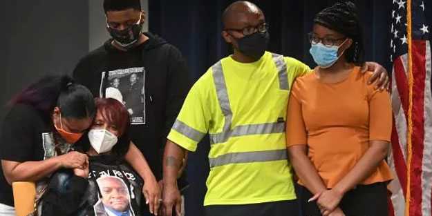 Polisin öldürdüğü siyahinin ailesine rekor tazminat!