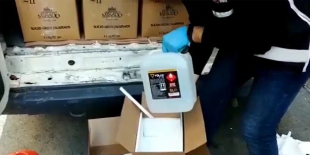 Polisin şüphesi doğru çıktı! Durdurulan araçta 1 tondan fazlası ele geçirildi!