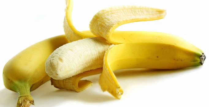 Polisler hırsıza zorla 40 tane muz yedirdi