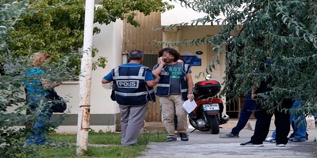 Polisler PETKİM'e operasyon düzenlendi