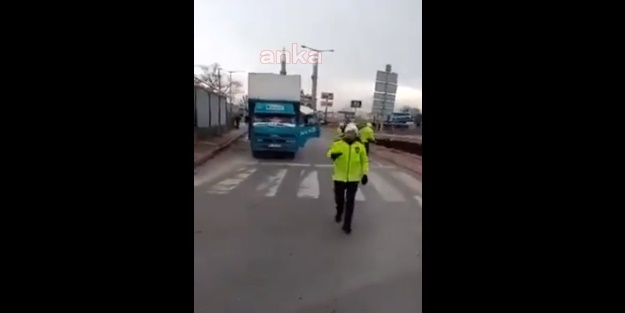 Polislerden kamyon şoförüne dayak iddiası! Emniyetten açıklama geldi