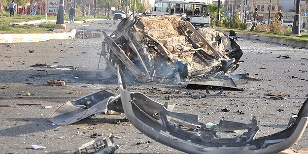 Polislere bombalı saldırı