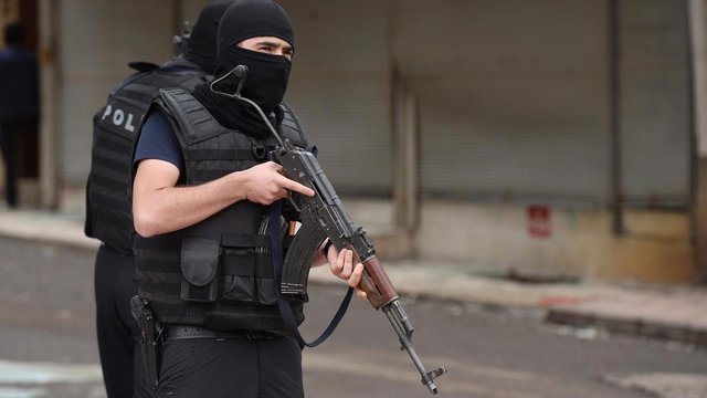 Polislere Uyarı: Silahlarınız Hazır Olsun