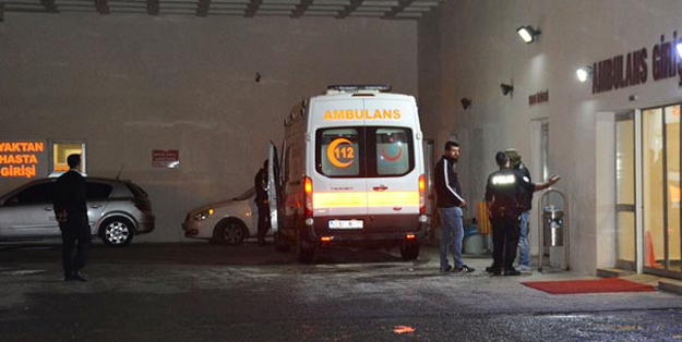 Polisleri taşıyan minibüs devrildi: 16 yaralı