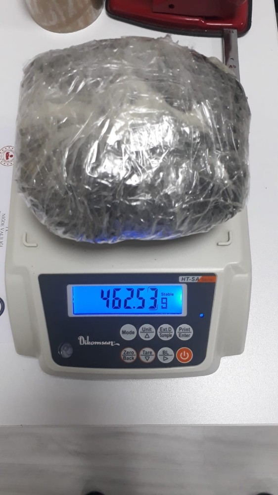 Polis,sentetik kannabinoid bonzai ele geçirdi 