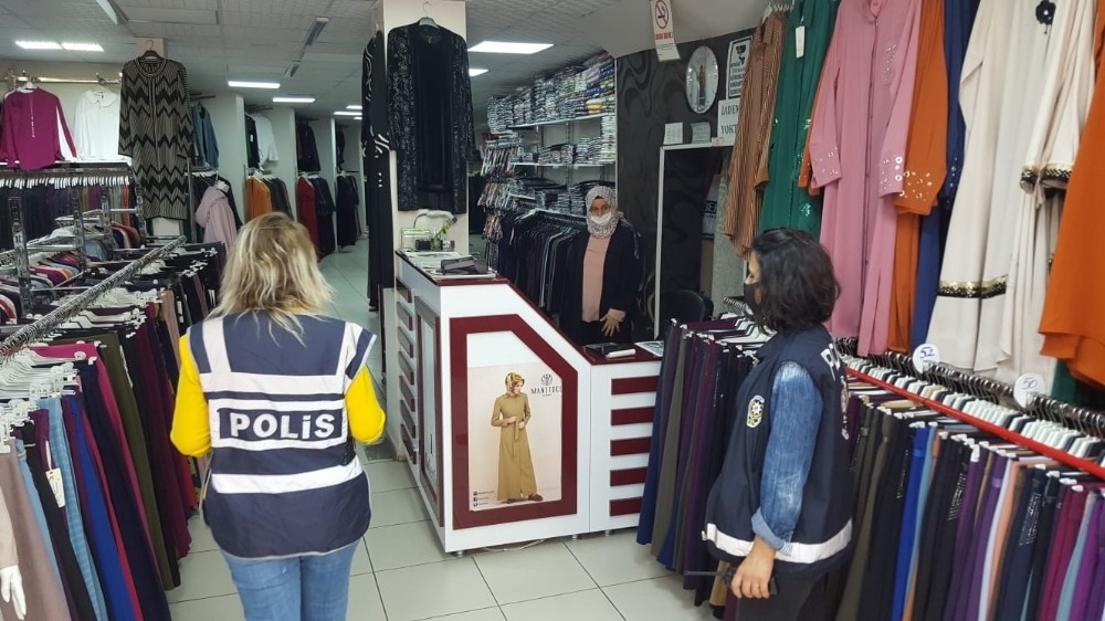 Polisten Covid-19 önlemlerine sıkı takip 