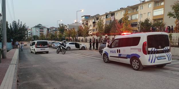 Polisten kaçan şüpheliler kovalamaca sonunda yakalandı