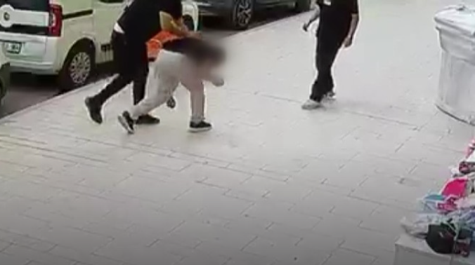 Polisten kaçarken vatandaşa yakalandı!
