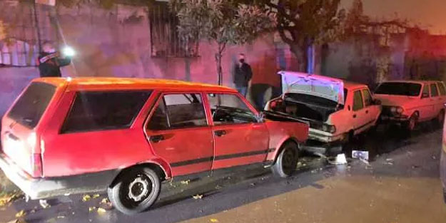 Polisten kaçtı 3 otomobile çarpıp durdu