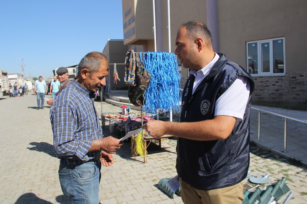 Polisten kurban pazarında sahte para uyarısı 