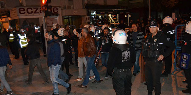 Polisten 'Şehitler ölmez' sloganıyla kaçtılar