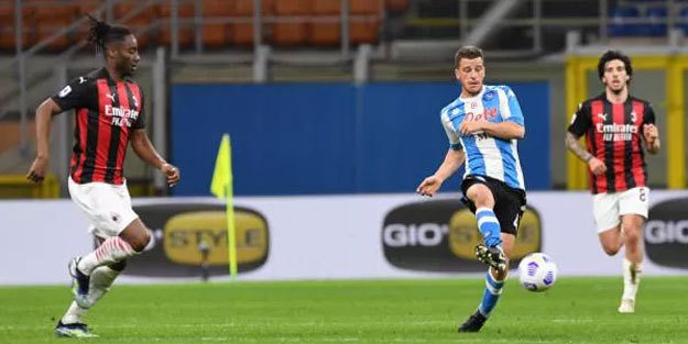 Politano Napoli'yi sırtladı