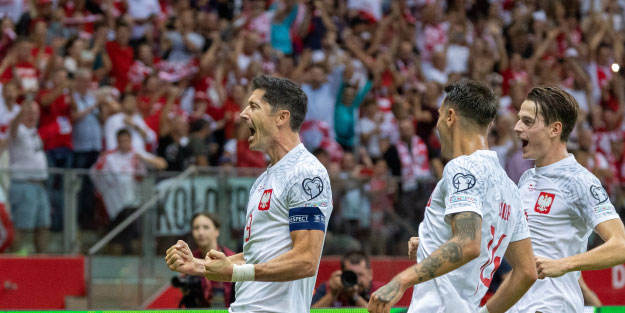 Polonya Faroe Adaları'nın fişini ikinci yarıda çekti