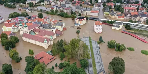 Polonya felaketi yaşıyor