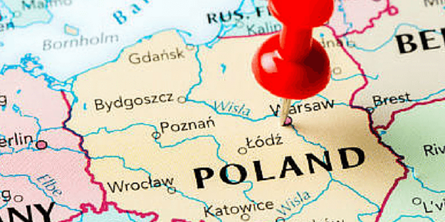 O ülke Komünist kalıntıları siliyor