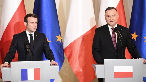 Polonya Lideri Fena Trollendi