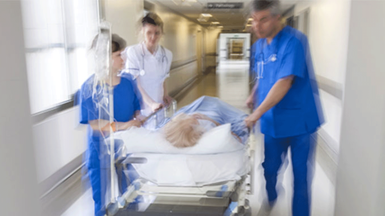 Polonya'da 2 acil tıp teknisyeninin yaptıkları ülkeyi ayağa kaldırdı!