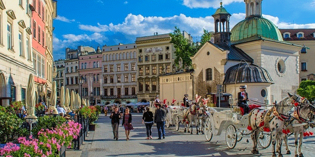 Avrupa ülkesinde koronavirüs patlak verdi: Son 1 günde 25 bin 571 yeni vaka