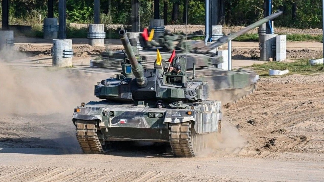 Polonya’ya K2 tankı teslimatı! Teslim edildi diyerek duyurdu!