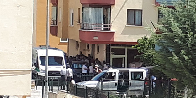 Pompalı tüfekle annesini öldürdü!