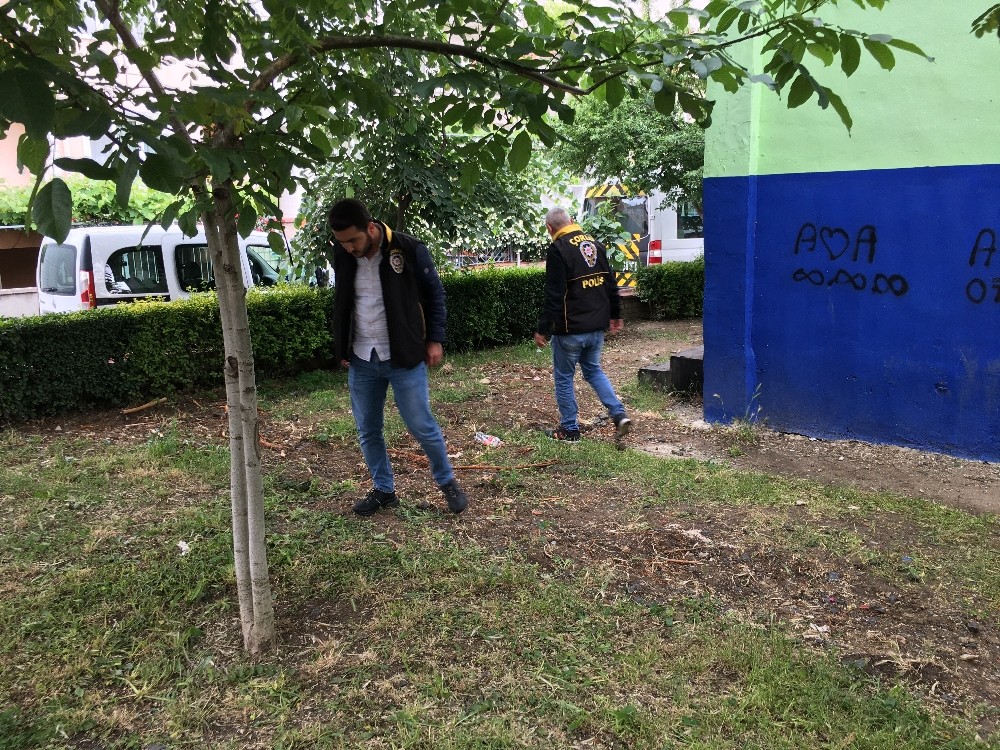 Pompalı tüfekli saldırı kamerada 