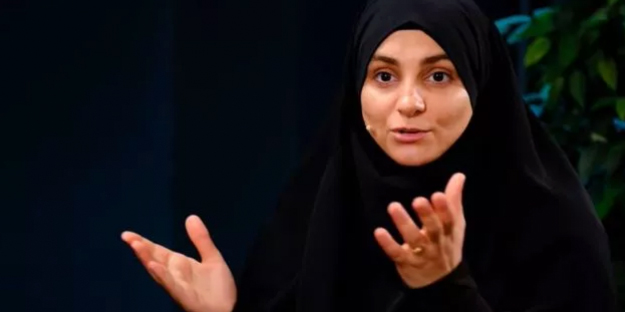 Popstar yarışmacısı tesettüre girdi