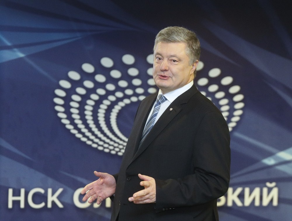 Poroşenko: “BBC’nin ödeyeceği 50 bin poundluk tazminatı orduya bağışlayacağım” 