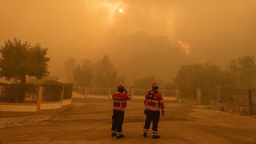 Portekiz'de 10 gündür süren orman yangınlarında 17 bin hektarlık alan yandı