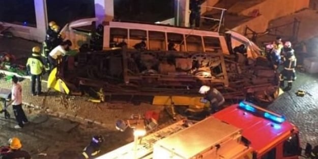 Portekiz'de tramvay devrildi: 28 yaralı