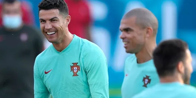 Portekiz'in Dünya Kupası kadrosu belli oldu! Cristiano Ronaldo'dan büyük başarı!