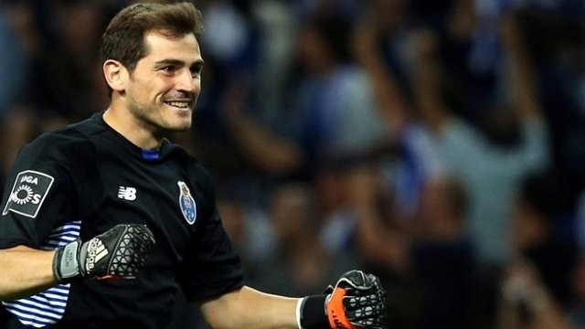 Porto, Casillas'ın sözleşmesini uzattı