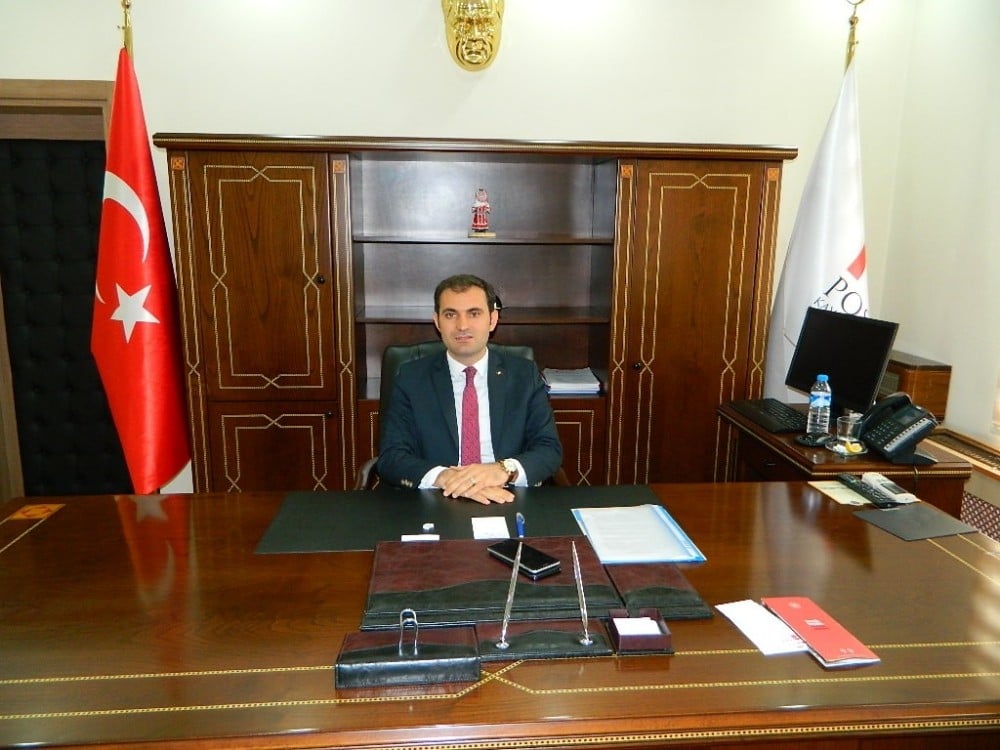 Posof’un yeni Kaymakamı Mert, görevine başladı 