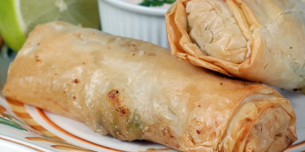 Pratik tepsi böreği tarifi: Dakikalar içinde çıtır çıtır! Püf noktası tek bir malzeme