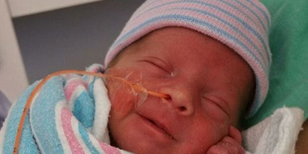 Prematüre bebek sosyal medyada paylaşım rekorları kırdı