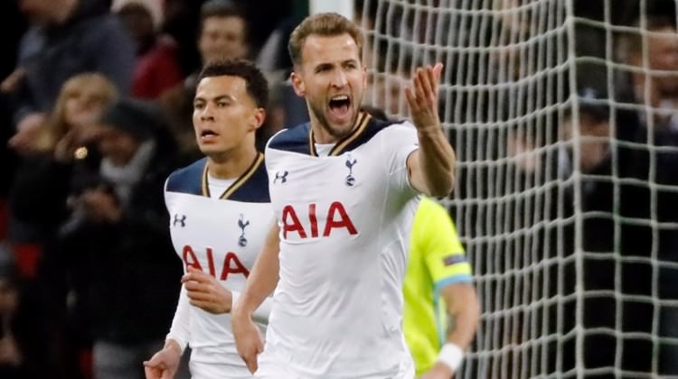 Premier Lig'de Tottenham zirveyi karıştırdı!