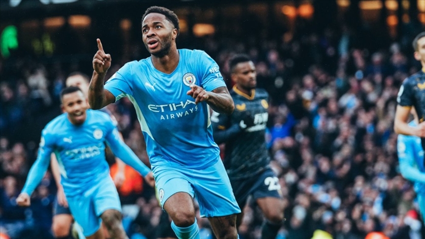 Premier Lig'de zirve yarışındaki Manchester City, Liverpool ve Chelsea haftayı galibiyetle kapattı