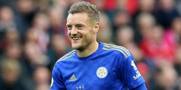 Premier Lig'in en yaşlı gol kralı Vardy oldu