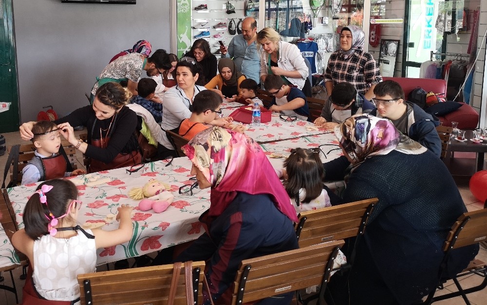 Prof. Dr. Gökay Bozkurt; “Down Sendromu bir hastalık değildir” 