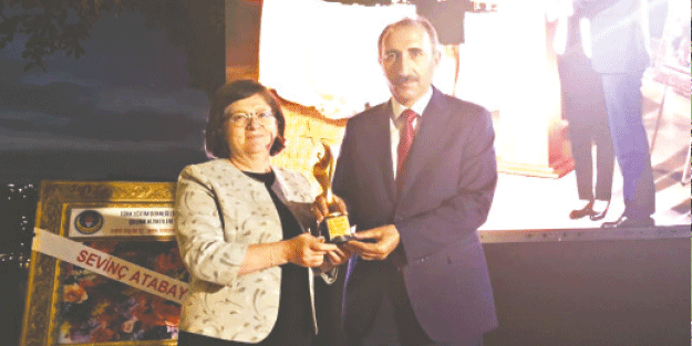 Prof. Dr. Göktaş ‘yılın en iyi rektörü’