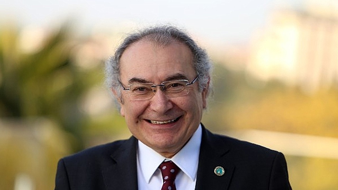 Prof. Dr. Nevzat Tarhan: 13 Kasım perşembe Dünya iyilik günü mesajı yayımladı! Mutluluğun sırrı ailede gizli